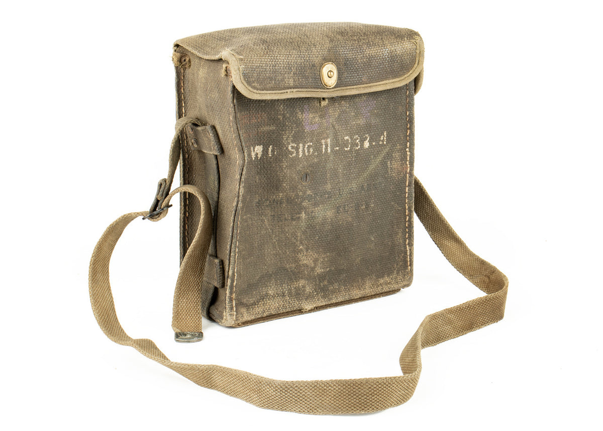 U.S. EE-8-B Field Telephone w/ OD Canvas “A.B.L.” Carry Case – WWII/Korea/Vietnam-Era Surplus