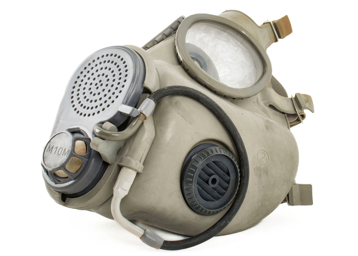 Czech Grey M10M Gas Mask w/ Filters – Like New
