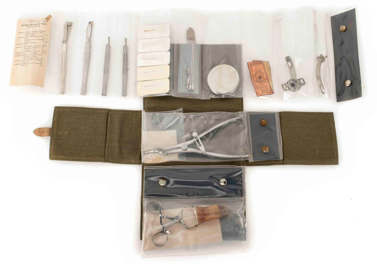 Czech M72 12-Piece Field Medical Set with Khaki Box - Like New