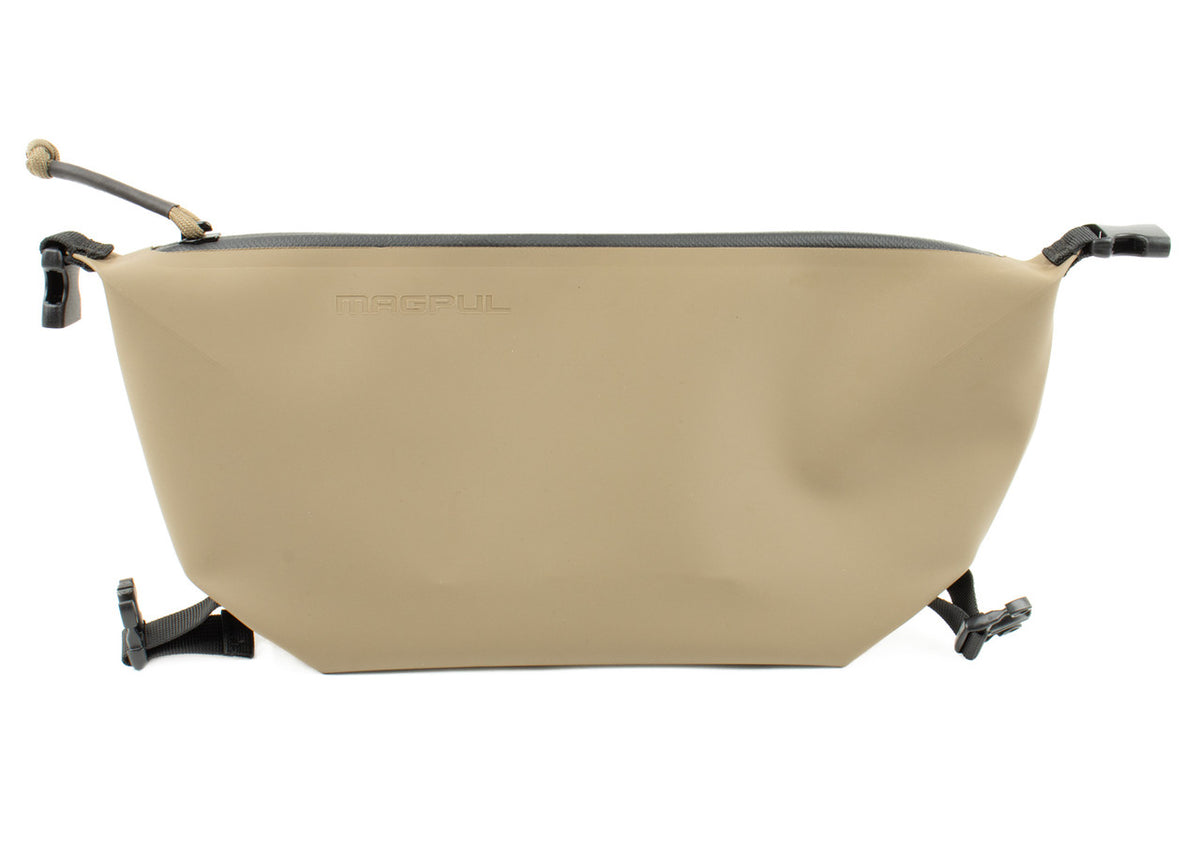 Magpul DAKA Takeout  Polymer 6.25 x 7.75 x 4 Flat Dark Earth