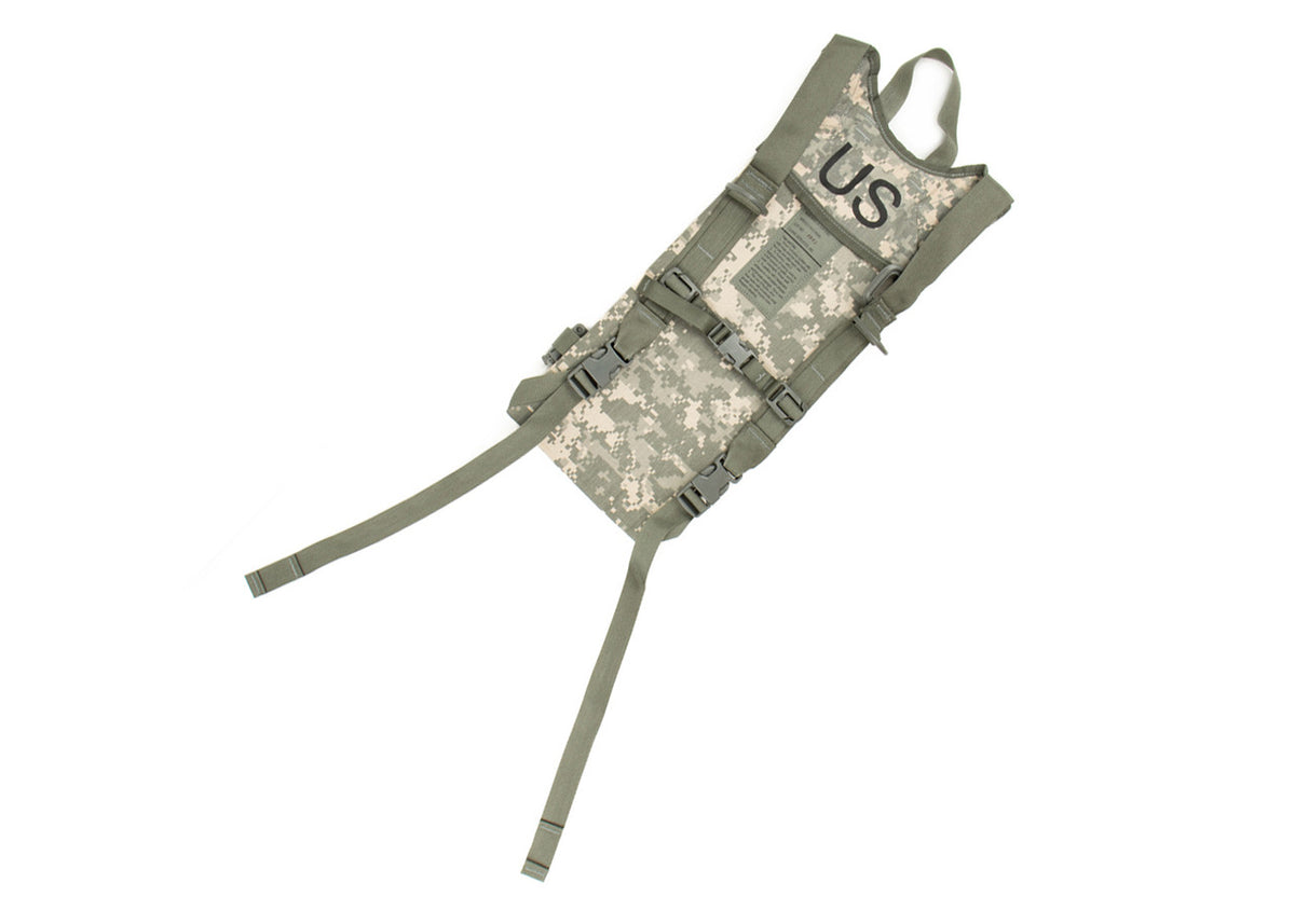 US Government Issue Army Combat Uniform Hydration Pack - New