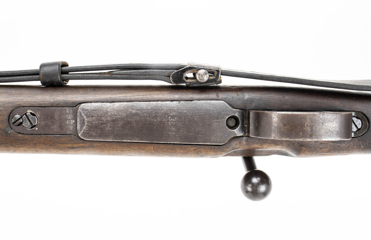 German-Portuguese K98 M937B Mauser Rifle  - Historical 8mm Collector's Piece with Crest - Non-Matching Bolt
