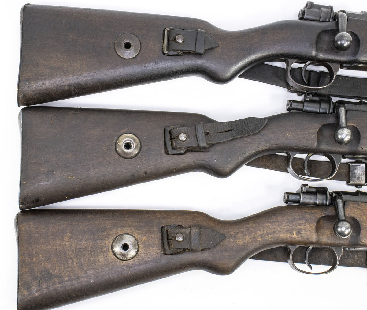 German-Portuguese K98 M937B Mauser Rifle - Historical 8mm Collector's Piece with Crest - Non-Matching Bolt