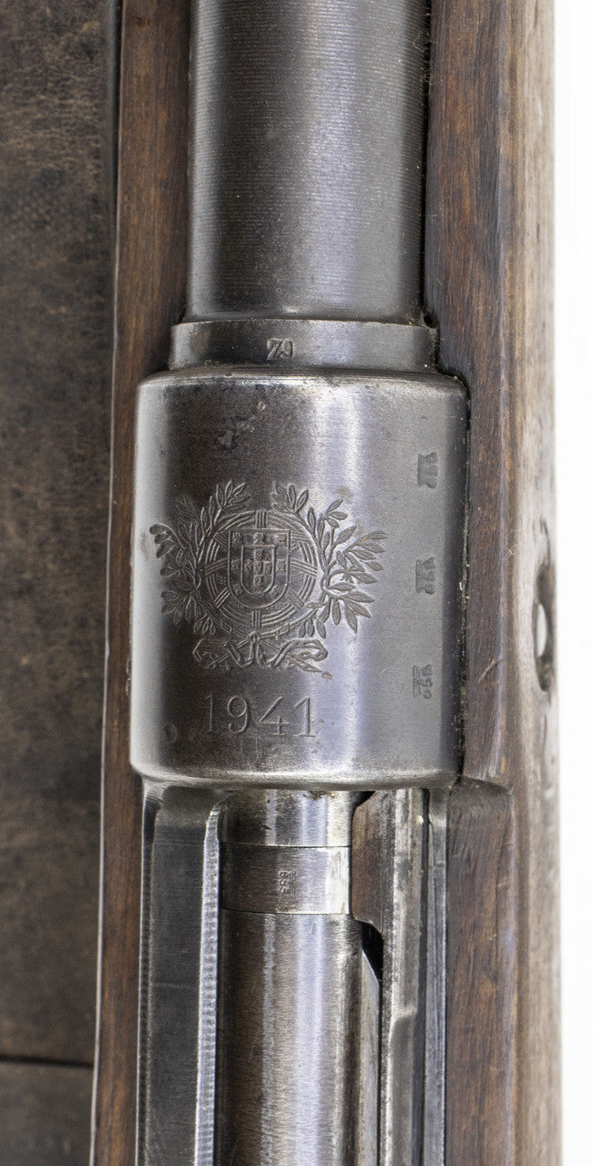 German-Portuguese K98 M937B Mauser Rifle - Historical 8mm Collector's Piece with Crest - Non-Matching Bolt