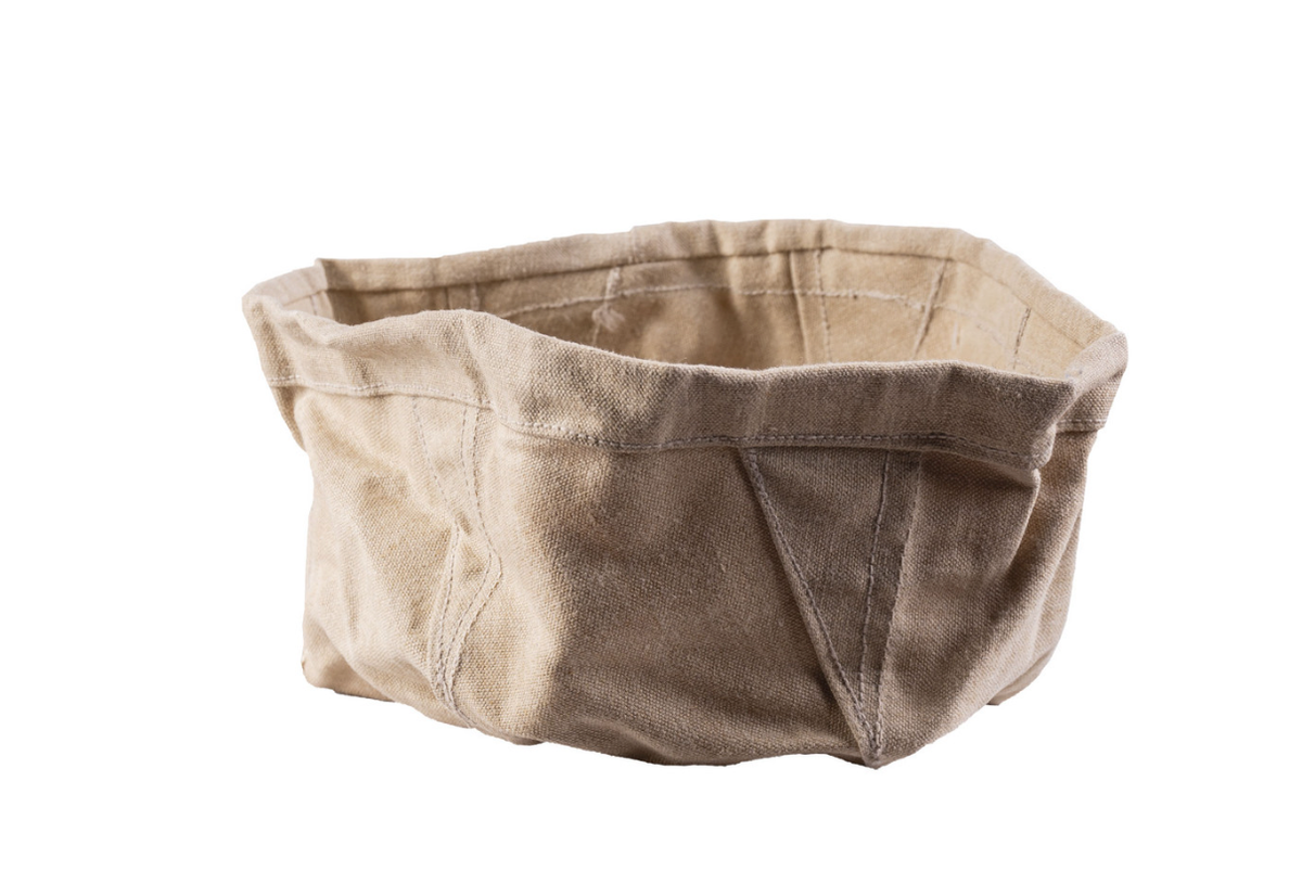 Belgium Off-White Collapsible Bowl Like New