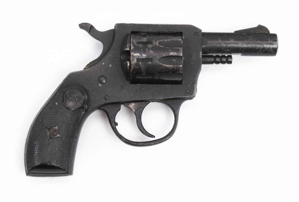 H&R 900 22 CAL DA 2.5BARREL BLUED