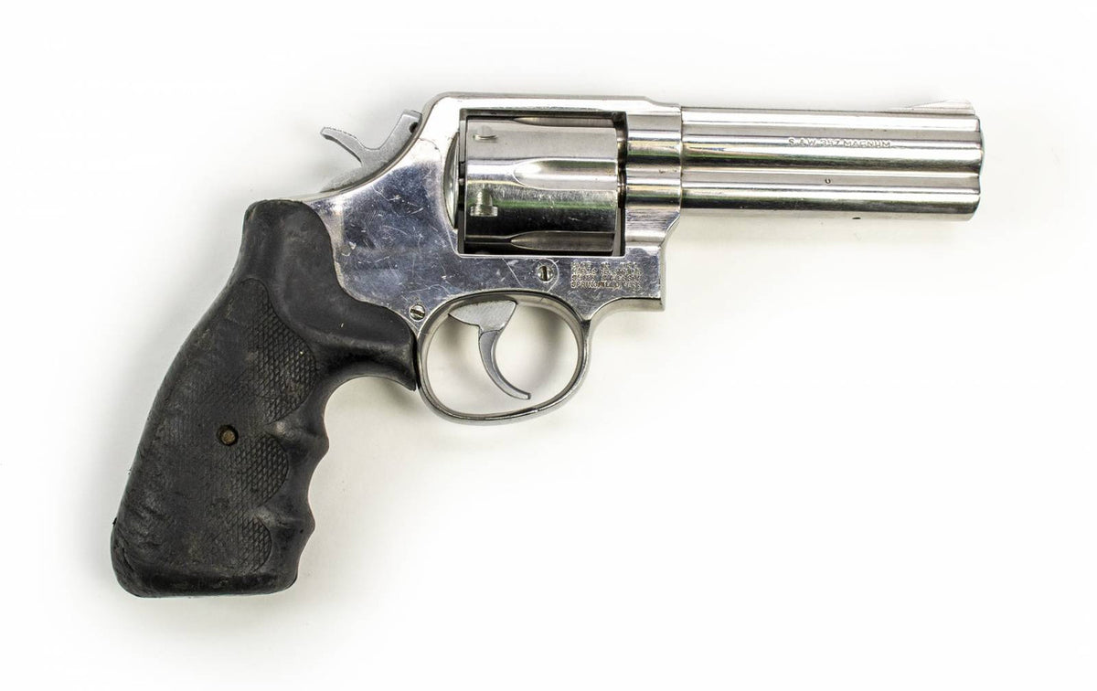 S&W M681 .357 4 BARREL W/ BLACK RUBBER GRIPS