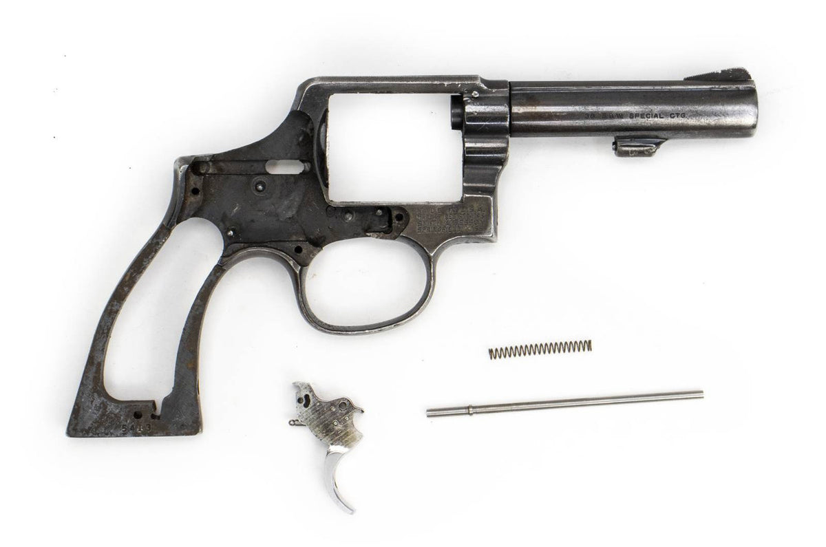 S&W 10-6 Revolver, .38 Special, 4 Heavy Barrel, Blued8476