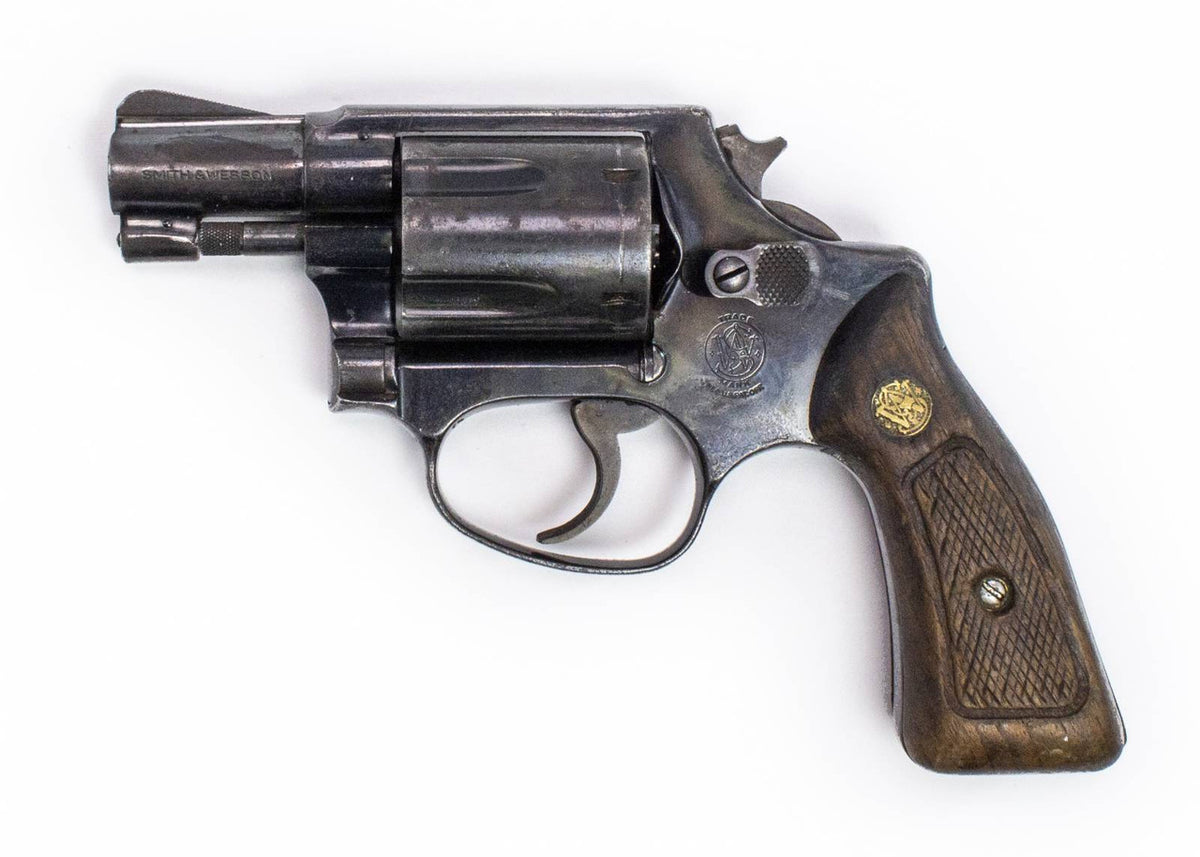 S&W 36 .38SPL 2" BARREL BLUE, FIXED SIGHT SQUARE BUTT