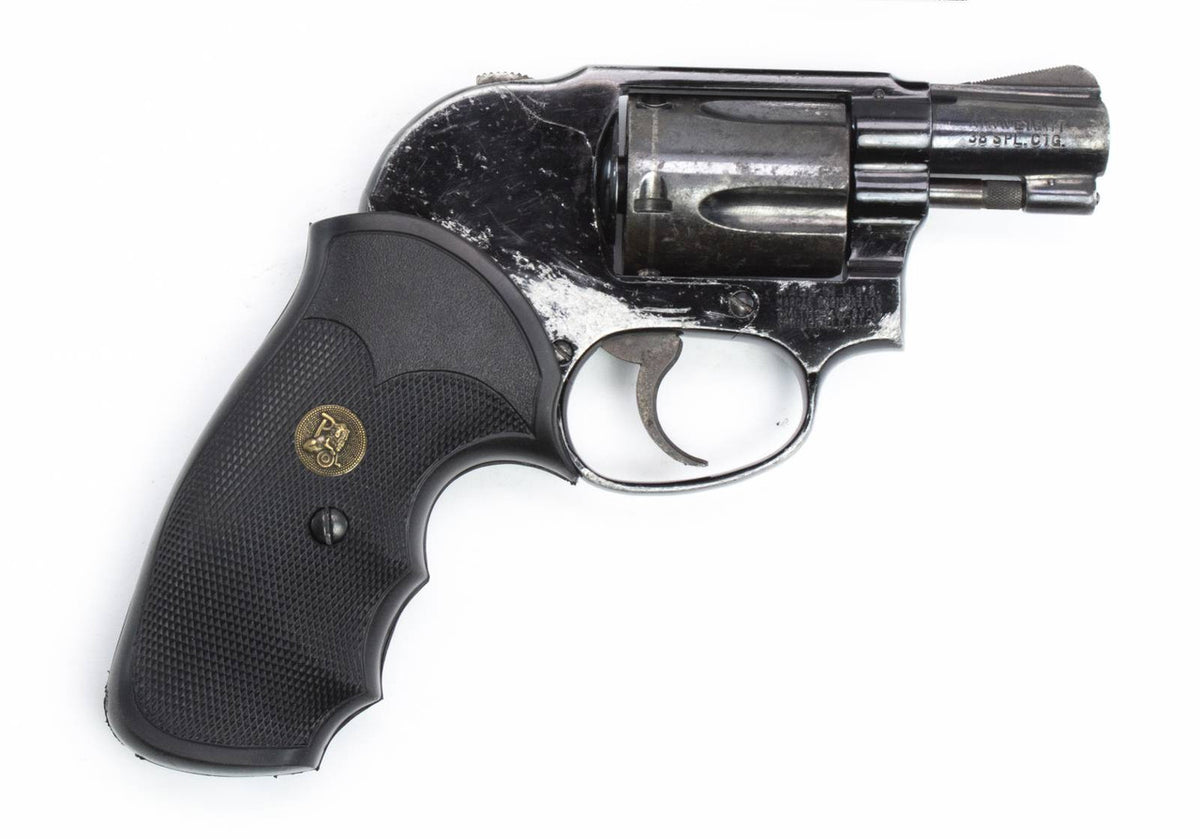 S&W Revolver 38, .38 Special 1 7/8" Barrel, Fixed Sights, Blued