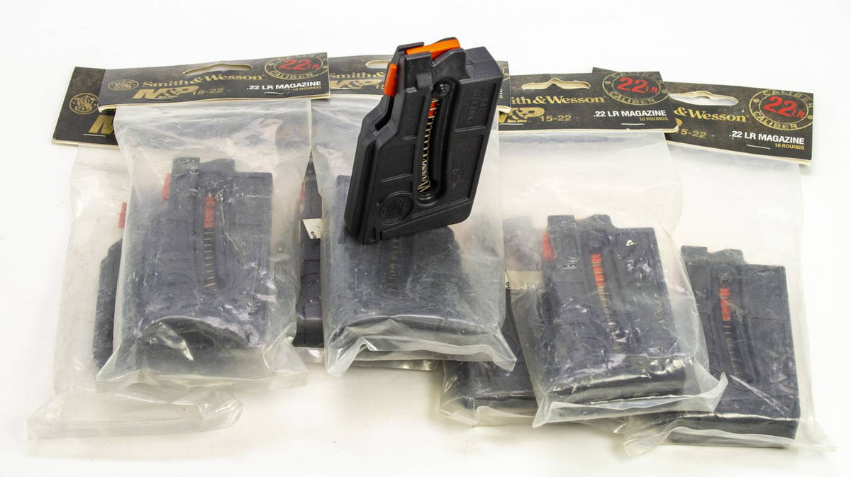 8 NEW SMITH AND WESSON M&P15-22, .22LR 10RD MAGS