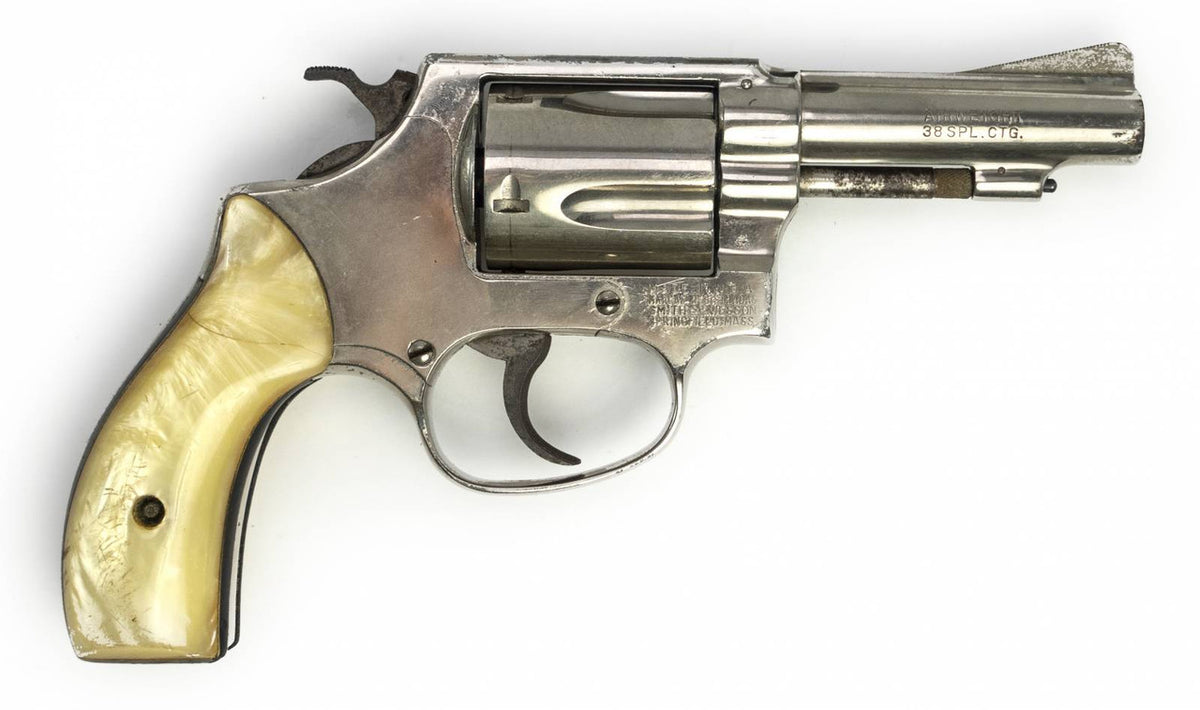 S&W 37 Airweight, 38 Special, 3 Barrel, Fixed Sights, Nickel Revolver3924