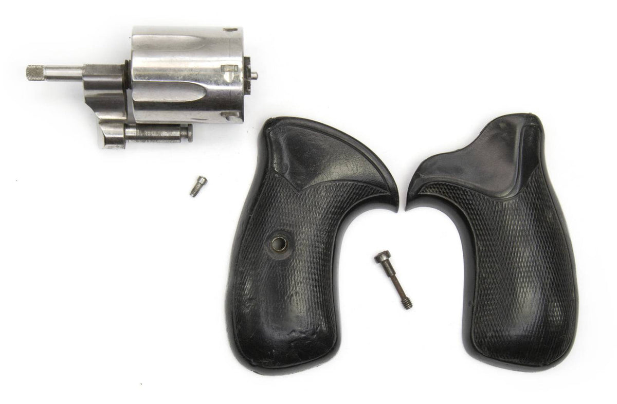 S&W 66-2 with Cylinder and Grips