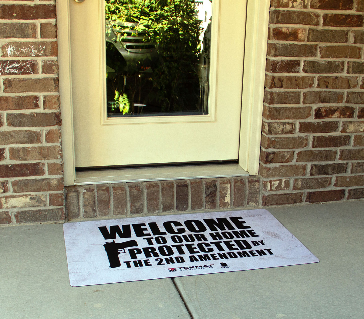 TekMat 2nd Amendment Door Mat 25" x 42" Rubber White/Black — view 2