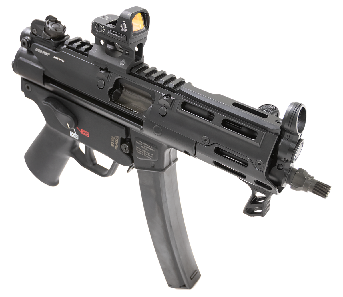 Leapers UTG PRO MP5K 9mm Monolithic M-LOK Aluminum Handguard - Graphite Black — view 3