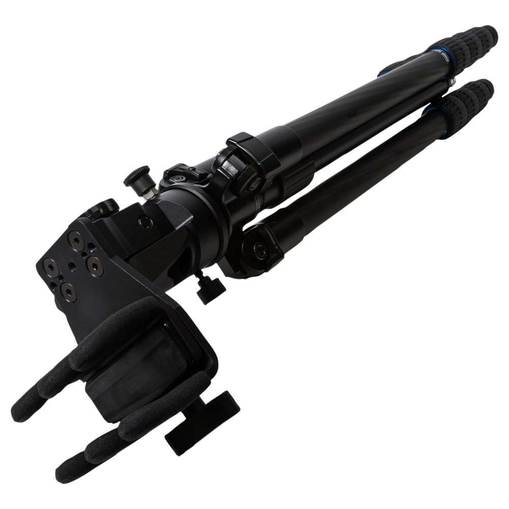 Kopf Jager K800 Carbon Fiber Tripod with Reaper Grip — view 3