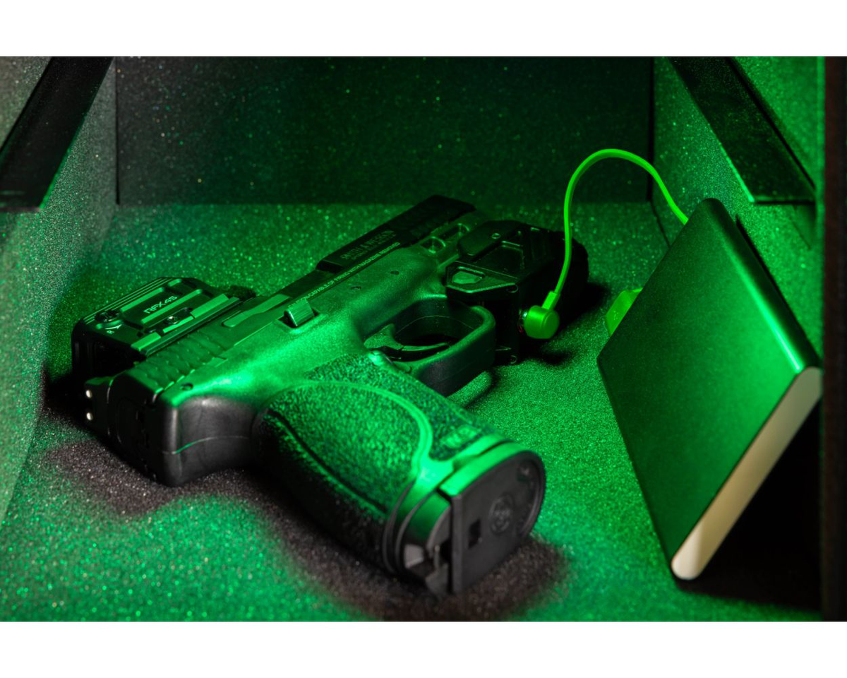 Viridian C5 Universal Green Laser Sight w/ SAFECharge Rechargeable Battery - Black — view 3