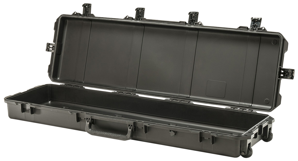 Pelican Storm IM3300 53.8" Long Gun Case Black HPX Resin 2 Rifles w/Wheels — view 3
