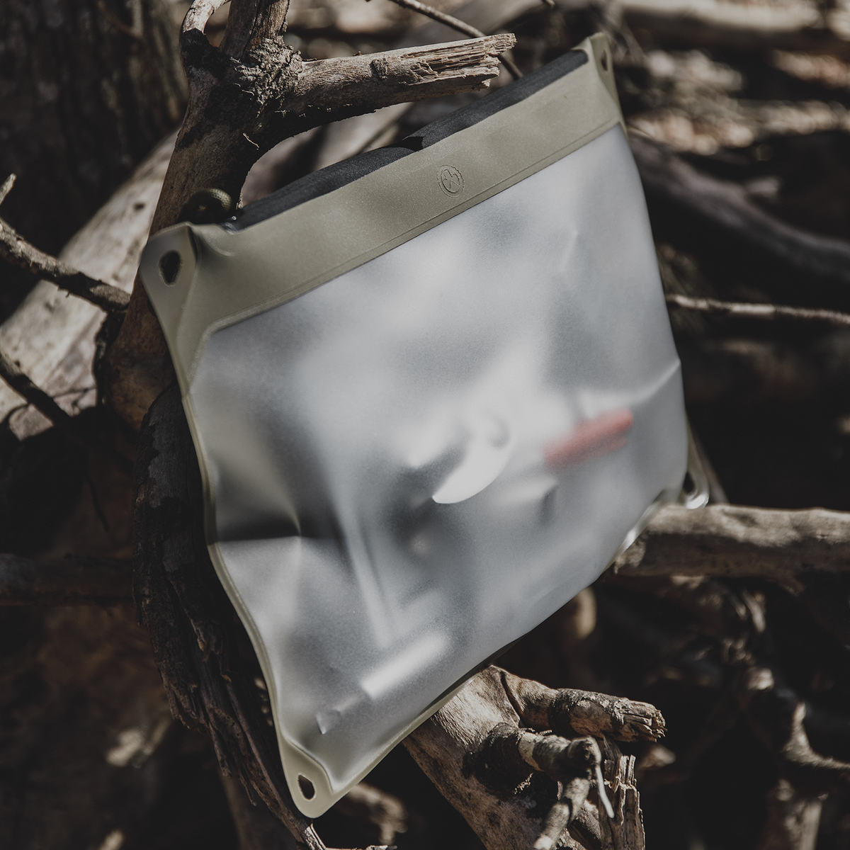 Magpul Industries DAKA Window Pouch Large Flat Dark Earth Polymer — view 3