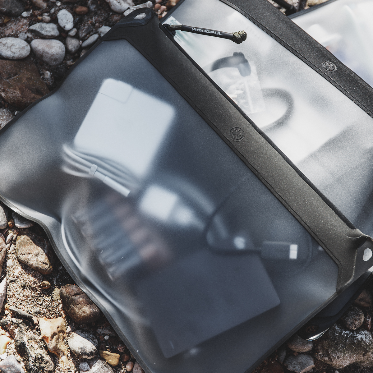 Magpul DAKA Window Pouch Medium Black Polymer — view 5